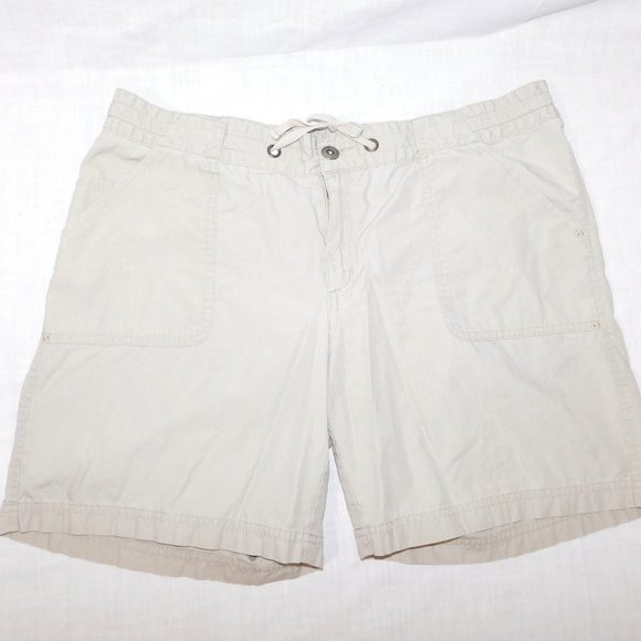 Patagonia Womens 12 100% Organic Cotton Casual 7" inseam khaki Shorts - Picture 1 of 8
